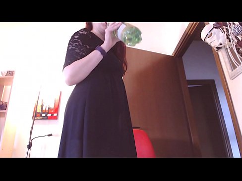 ❤️ En underdanig slave, der elsker beskidte og lækre trusser, er tvunget til at onanere efter at have set denne video! Super sex at da.hentaiser.ru